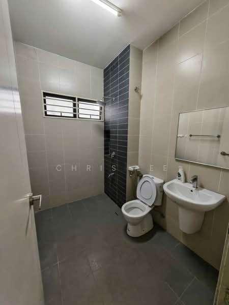 Rumah Teres 2-Tingkat untuk Disewa di Bandar Bukit Raja (Klang) - Chris Lee - Bathroom - PropertyGuru.com.my