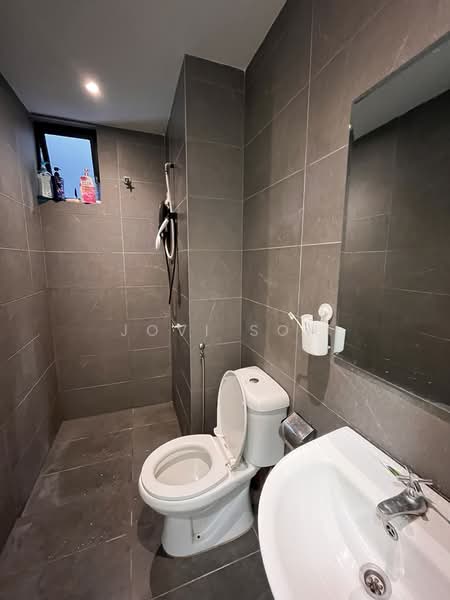 Kondominium untuk Disewa di Majestic Maxim - Jovi Soh - Bathroom - PropertyGuru.com.my