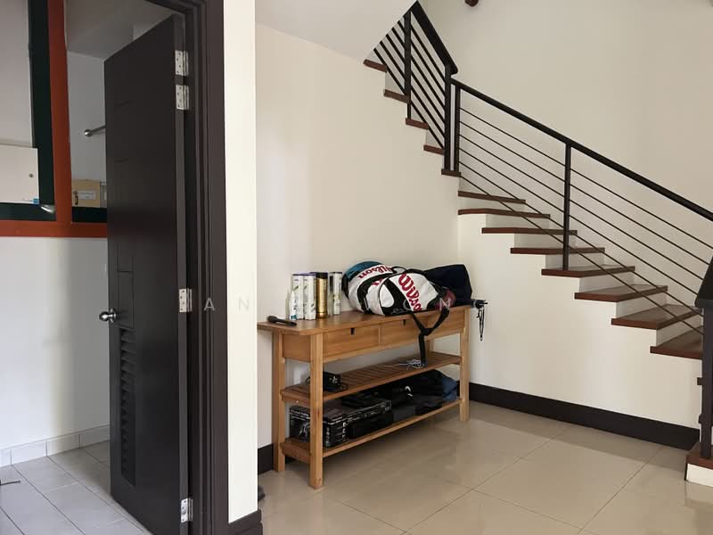 Rumah Berkembar untuk Disewa di Desa Sri Hartamas (Sri Hartamas) - Anne Wong - Entrance - PropertyGuru.com.my