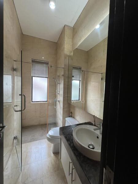 Semi-Detached House for Rent in Desa Sri Hartamas (Sri Hartamas) - Anne Wong - Bathroom - PropertyGuru.com.my