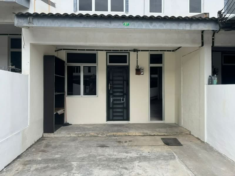 Rumah Teres 2-Tingkat untuk Dijual di Taman Mutiara Rini (Skudai) - YC Fung - Exterior - PropertyGuru.com.my