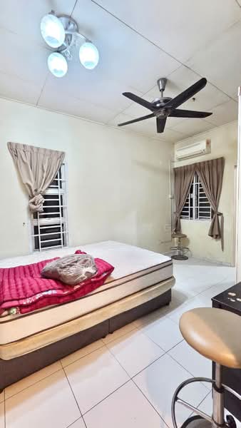 2-storey Terraced House for Sale in Gelang Patah (Johor) - YC Fung - Bedroom - PropertyGuru.com.my
