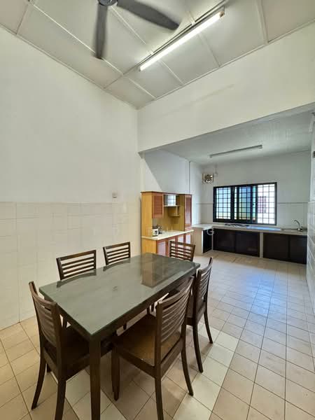 1-storey Terraced House for Sale in Bukit Indah (Iskandar Puteri (Nusajaya)) - YC Fung - Kitchen - PropertyGuru.com.my