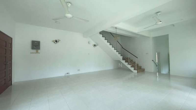 Rumah Teres 2-Tingkat untuk Disewa di casa Permai (Tanjung Bungah) - Javios Ng - Living Room - PropertyGuru.com.my