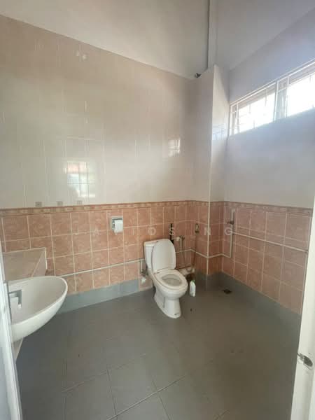 Rumah Teres 2-Tingkat untuk Disewa di casa Permai (Tanjung Bungah) - Javios Ng - Bathroom - PropertyGuru.com.my