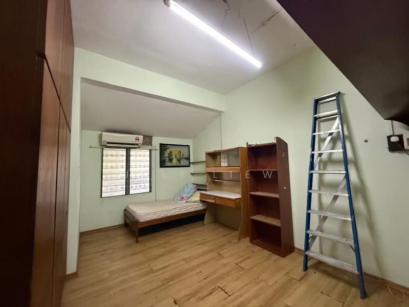 1-storey Terraced House for Sale in Taman Midah (Cheras) - Joly Liew - Bedroom - PropertyGuru.com.my