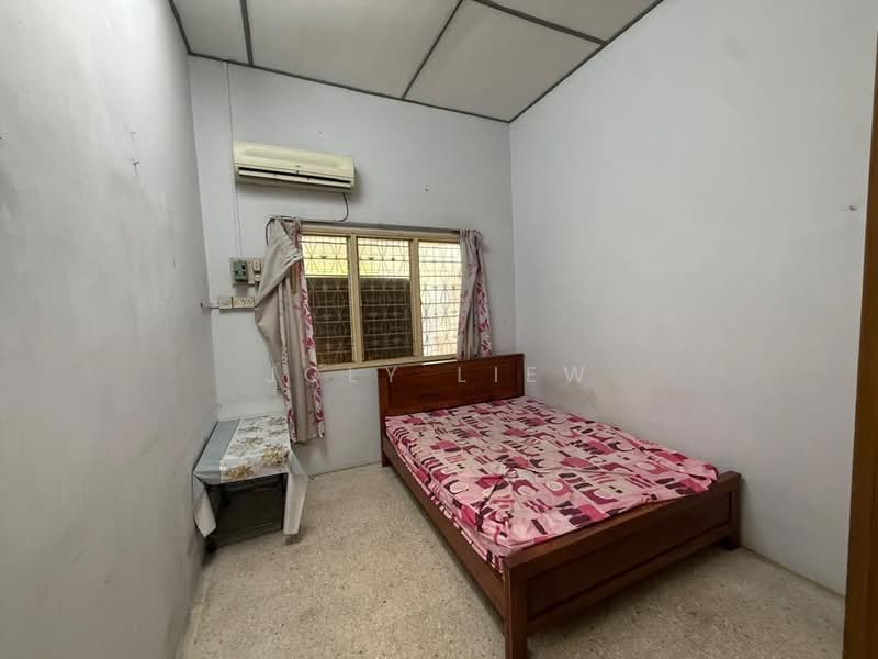 1-storey Terraced House for Sale in Taman Midah (Cheras) - Joly Liew - Bedroom - PropertyGuru.com.my
