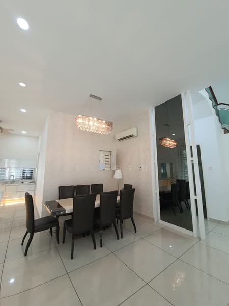 Bungalow House for Rent in Taman Desa Tebrau (Tebrau) - XY Sen - Dining Room - PropertyGuru.com.my