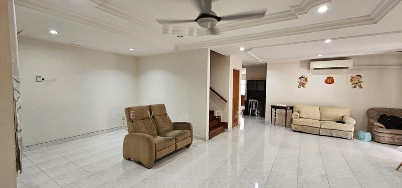 2-storey Terraced House for Sale in Kota Kemuning (Shah Alam) - Kevin Dass - Living Room - PropertyGuru.com.my