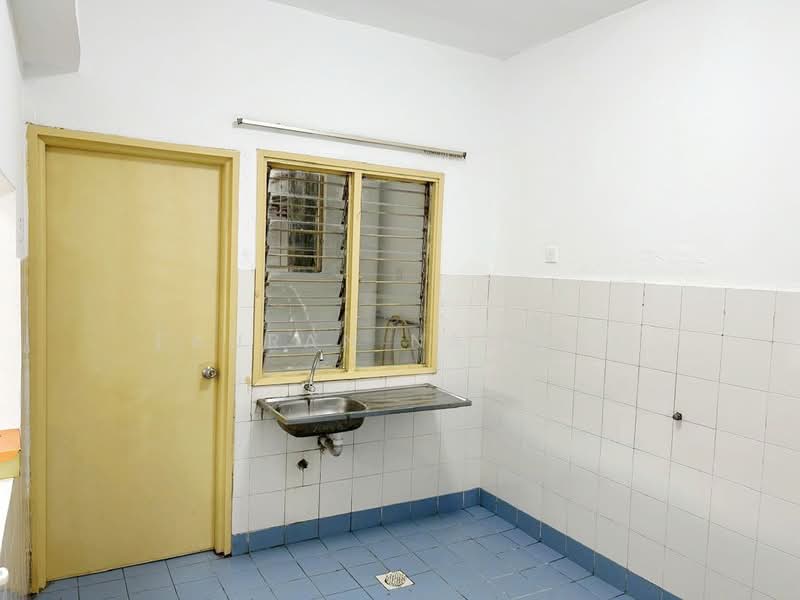 Pangsapuri untuk Dijual di Melur Apartment - Fauran Nawawi - PropertyGuru.com.my