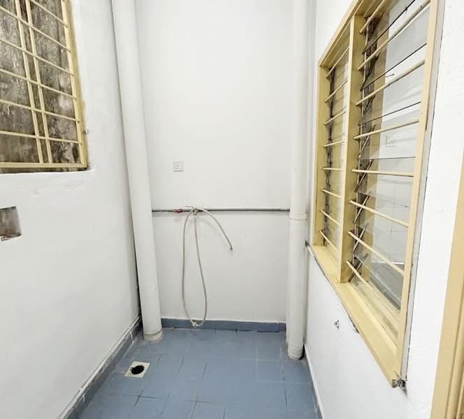 Pangsapuri untuk Dijual di Melur Apartment - Fauran Nawawi - PropertyGuru.com.my