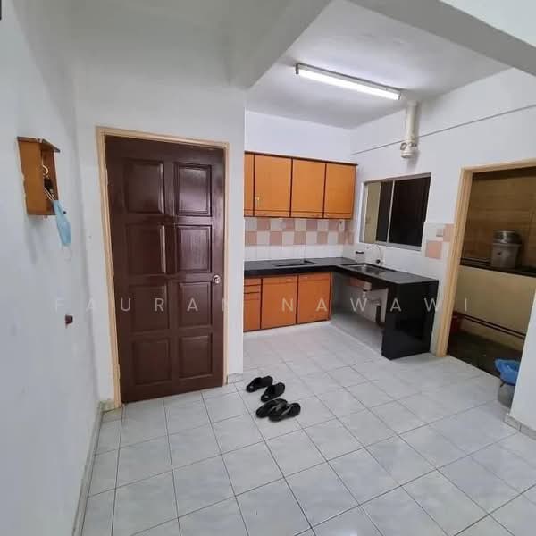 Apartment for Sale at Pangsapuri Anggerik Indah - Fauran Nawawi - Kitchen - PropertyGuru.com.my