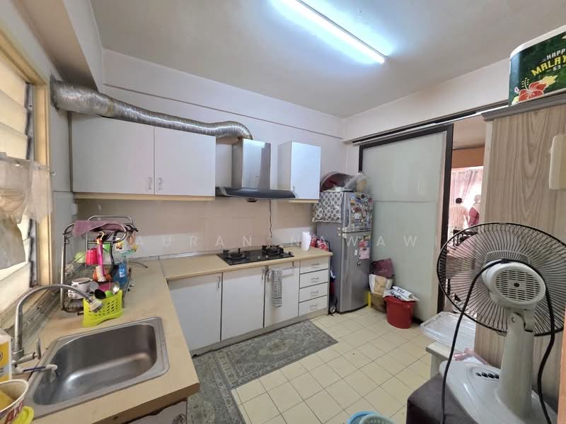 Pangsapuri untuk Dijual di Sri Dahlia - Fauran Nawawi - PropertyGuru.com.my