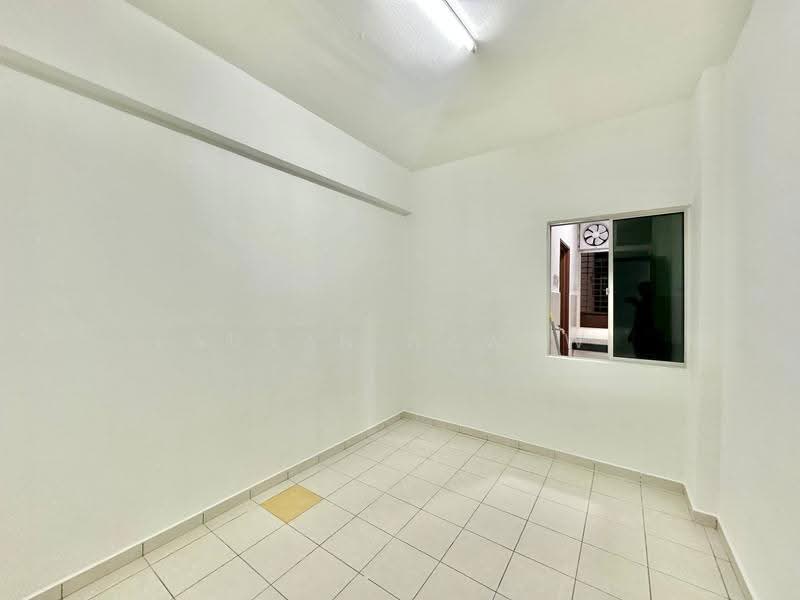 Apartment for Sale at Vista Mahkota - Fauran Nawawi - PropertyGuru.com.my