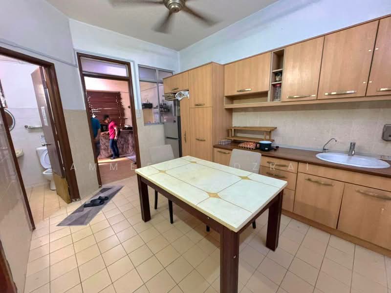 2-storey Terraced House for Sale in Seksyen 5 (Kota Damansara) - Ammeer Nadzrai - Kitchen - PropertyGuru.com.my