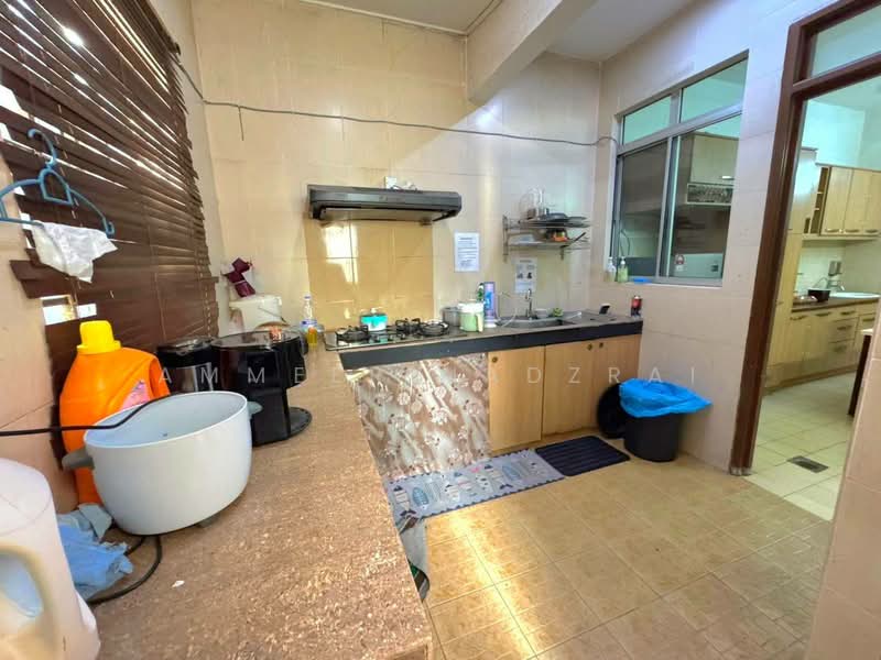 2-storey Terraced House for Sale in Seksyen 5 (Kota Damansara) - Ammeer Nadzrai - Kitchen - PropertyGuru.com.my