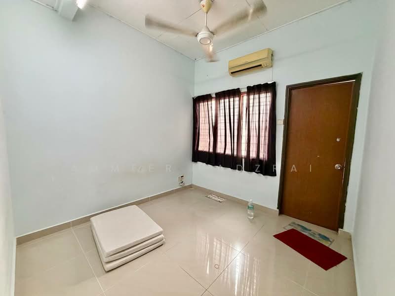 2-storey Terraced House for Sale in Usj 14 (Subang Jaya) - Ammeer Nadzrai - Interior - PropertyGuru.com.my