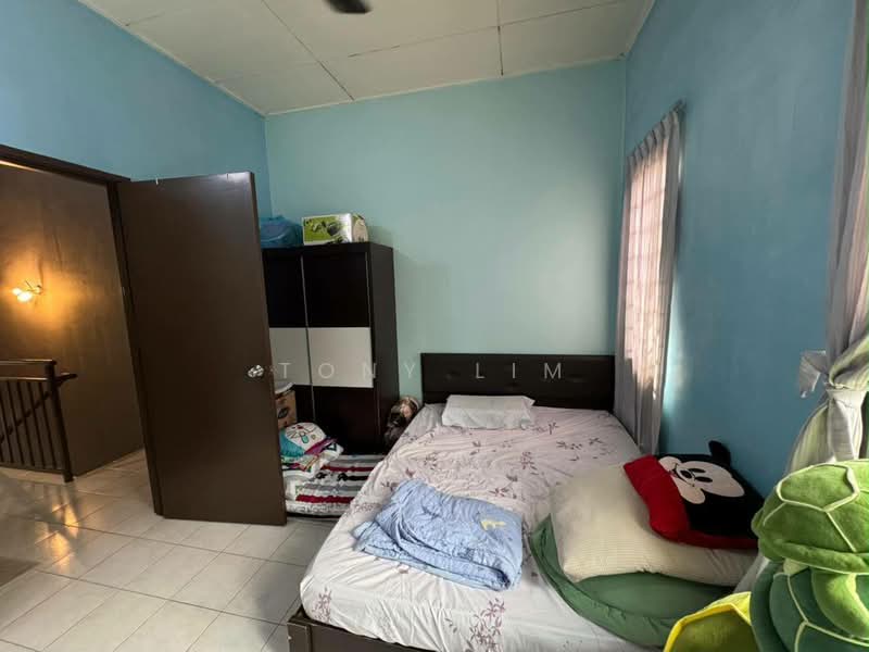 2-storey Terraced House for Rent in Austin (Johor Bahru) - Tony Lim - Bedroom - PropertyGuru.com.my