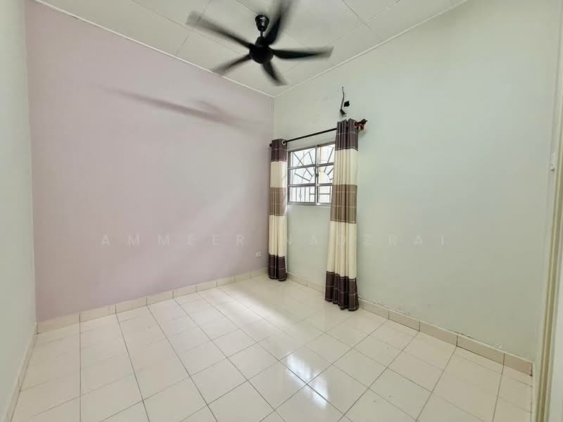 Rumah Berkembar untuk Dijual di Taman Desaria (Nilai) - Ammeer Nadzrai - Interior - PropertyGuru.com.my