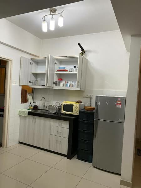 Condominium for Sale at The Zest @ Kinrara 9 - Vincent Chye - Kitchen - PropertyGuru.com.my