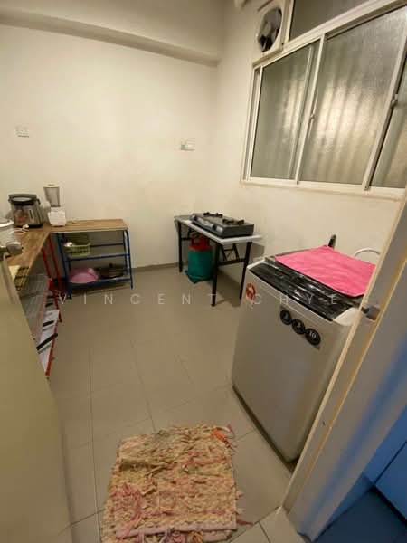 Condominium for Sale at The Zest @ Kinrara 9 - Vincent Chye - Kitchen - PropertyGuru.com.my