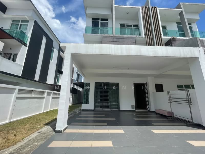 Cluster House for Sale in Taman Nusa Sentral (Iskandar Puteri (Nusajaya)) - Mang Janet - Exterior - PropertyGuru.com.my
