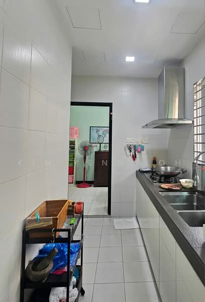 2-storey Terraced House for Sale in Taman Nusa Idaman (Iskandar Puteri (Nusajaya)) - Kim Yeng Loh - Kitchen - PropertyGuru.com.my