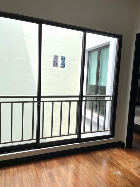 2-storey Terraced House for Rent in Leisure Farm (Gelang Patah) - Poreen Tan - Balcony - PropertyGuru.com.my