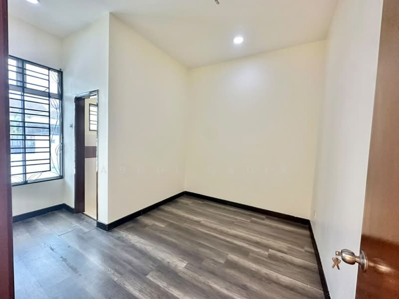 1-storey Terraced House for Sale in Bandar Saujana Putra (Tanjong Duabelas) - Abdul Qadir - PropertyGuru.com.my