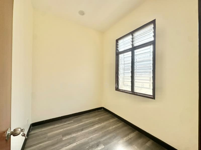 1-storey Terraced House for Sale in Bandar Saujana Putra (Tanjong Duabelas) - Abdul Qadir - PropertyGuru.com.my