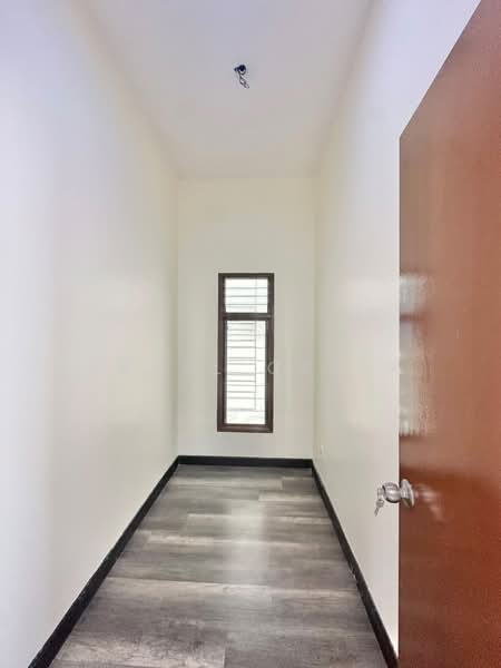 1-storey Terraced House for Sale in Bandar Saujana Putra (Tanjong Duabelas) - Abdul Qadir - PropertyGuru.com.my