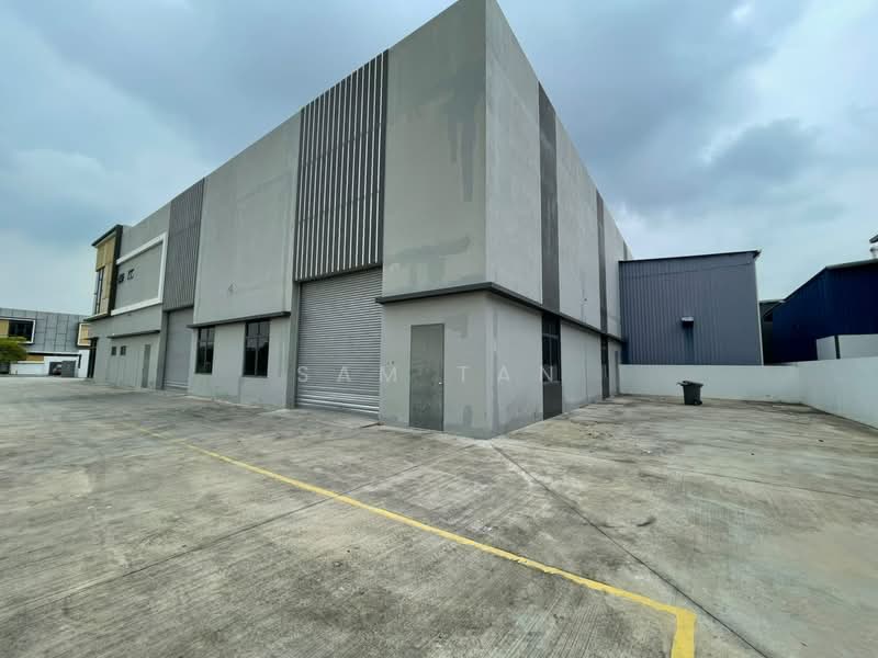 Semi-D Factory for Rent in Puncak Alam (Selangor) - Sam Tan - Exterior - PropertyGuru.com.my