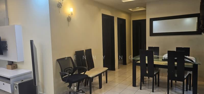 Kondominium untuk Disewa di Casa Puteri Condominium - Jenny Ng - Corridor - PropertyGuru.com.my
