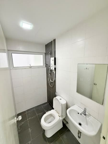 Service Residence for Rent at Pacific Place - Stanley Hong - Bathroom - PropertyGuru.com.my