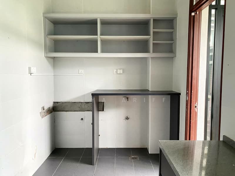 Semi-Detached House for Sale in Taman Melawati (Ulu Kelang) - BILYA ARIFF - Kitchen - PropertyGuru.com.my