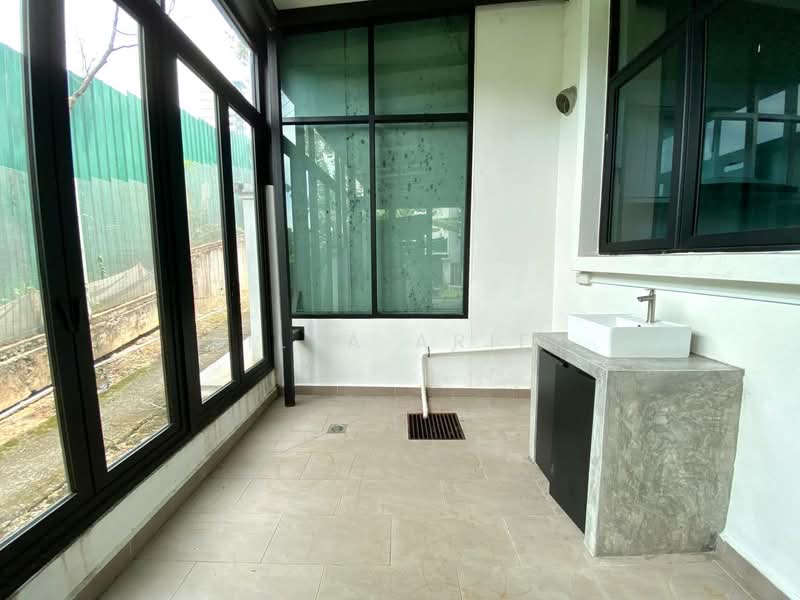 Semi-Detached House for Sale in Taman Melawati (Ulu Kelang) - BILYA ARIFF - Balcony - PropertyGuru.com.my