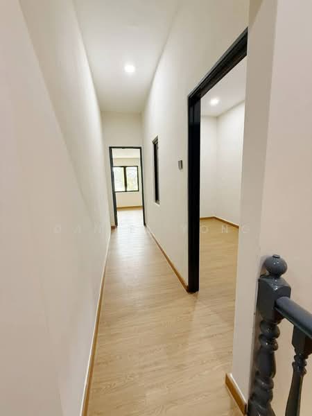 Rumah Teres 2-Tingkat untuk Dijual di Johor Bahru (Johor) - Daniel Yong - Corridor - PropertyGuru.com.my