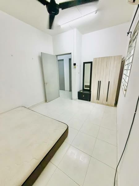 Condominium for Rent at Symphony Heights (Simfoni Heights) - Norafian SMH - Bedroom - PropertyGuru.com.my