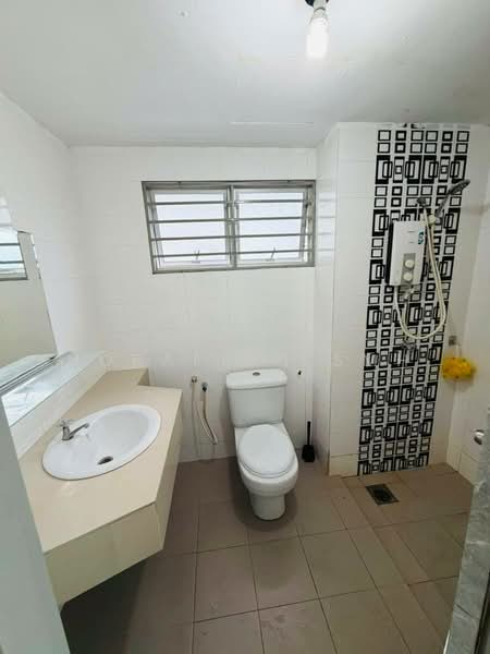 Condominium for Rent at Symphony Heights (Simfoni Heights) - Norafian SMH - Bathroom - PropertyGuru.com.my