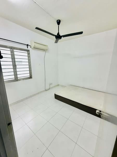 Condominium for Rent at Symphony Heights (Simfoni Heights) - Norafian SMH - Bedroom - PropertyGuru.com.my