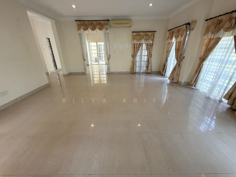 Bungalow House for Sale in Putrajaya (Putrajaya) - BILYA ARIFF - Living Room - PropertyGuru.com.my