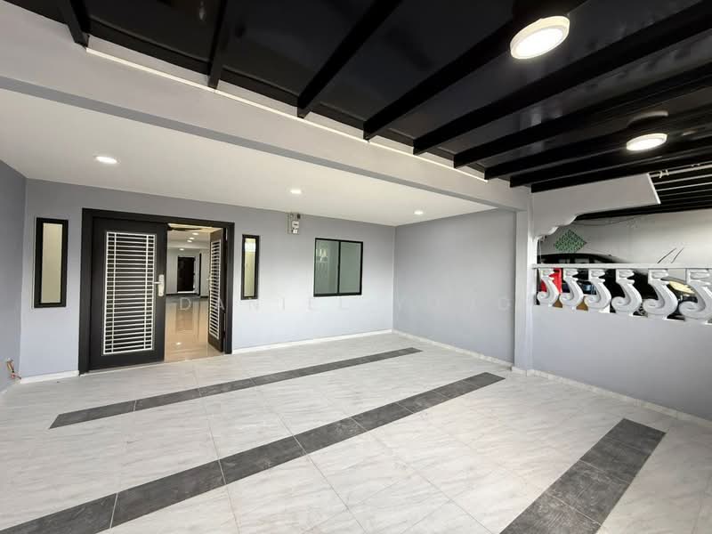 Rumah Teres 1-Tingkat untuk Dijual di Taman Saujana (Pontian) - Daniel Yong - Entrance - PropertyGuru.com.my