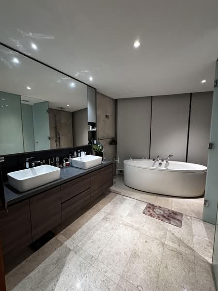 Kediaman Servis untuk Disewa di The Oval - Joe Zhang Tiew - Bathroom - PropertyGuru.com.my