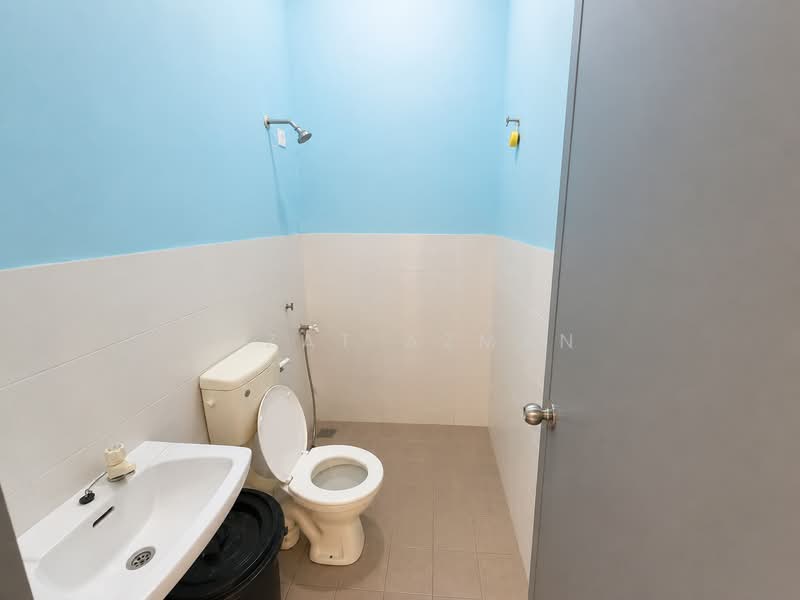 Rumah Teres 2-Tingkat untuk Dijual di Beserah (Pahang) - Izzat Azman - Bathroom - PropertyGuru.com.my