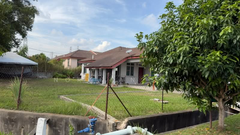 Rumah Berkembar untuk Disewa di Kajang (Selangor) - Norafian SMH - Exterior - PropertyGuru.com.my