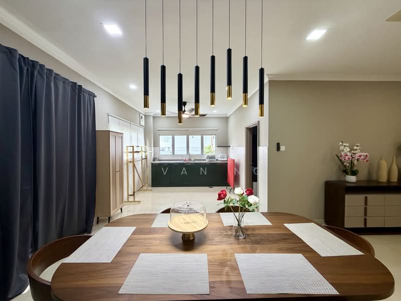 Bungalow House untuk Dijual di Bandar Mahkota Cheras (Cheras) - Aivan Ng - Dining Room - PropertyGuru.com.my