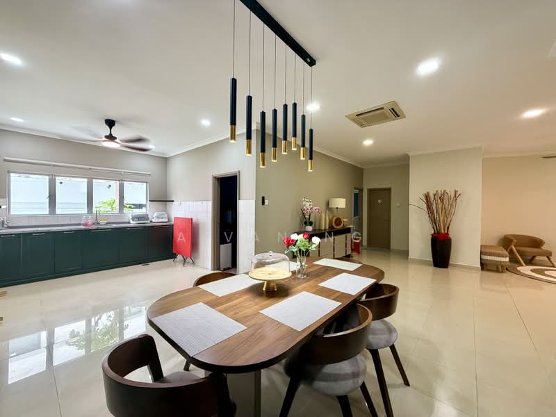 Bungalow House untuk Dijual di Bandar Mahkota Cheras (Cheras) - Aivan Ng - Kitchen - PropertyGuru.com.my