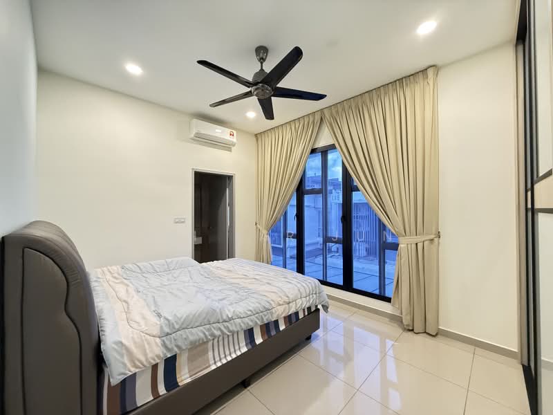Semi-Detached House for Sale in Jade Hills (Kajang) - Hei Kar Jun - Bedroom - PropertyGuru.com.my