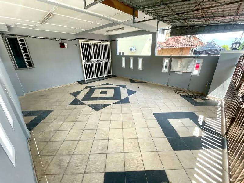 2-storey Terraced House for Sale in Taman Semenyih Mewah (Semenyih) - Tasya Ruslan - PropertyGuru.com.my