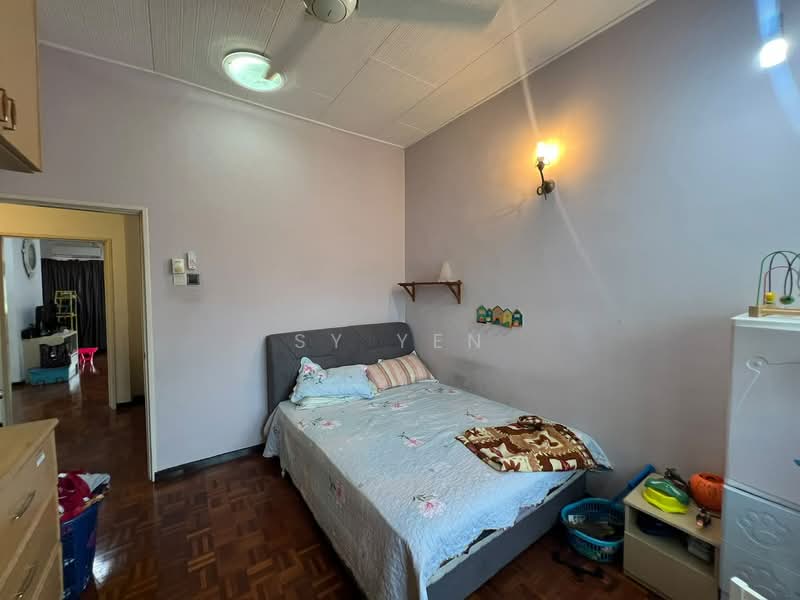 Rumah Teres 2-Tingkat untuk Dijual di Damansara Heights (Kuala Lumpur) - SY Yen - Bedroom - PropertyGuru.com.my